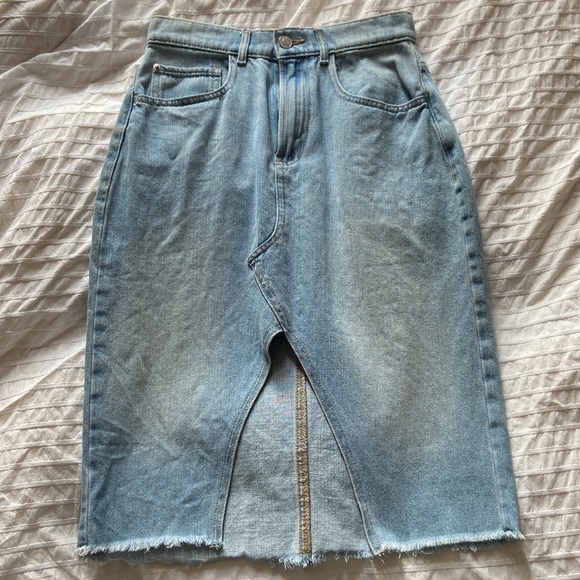 Dynamite jean skirt, size XS - Picture 3 of 6